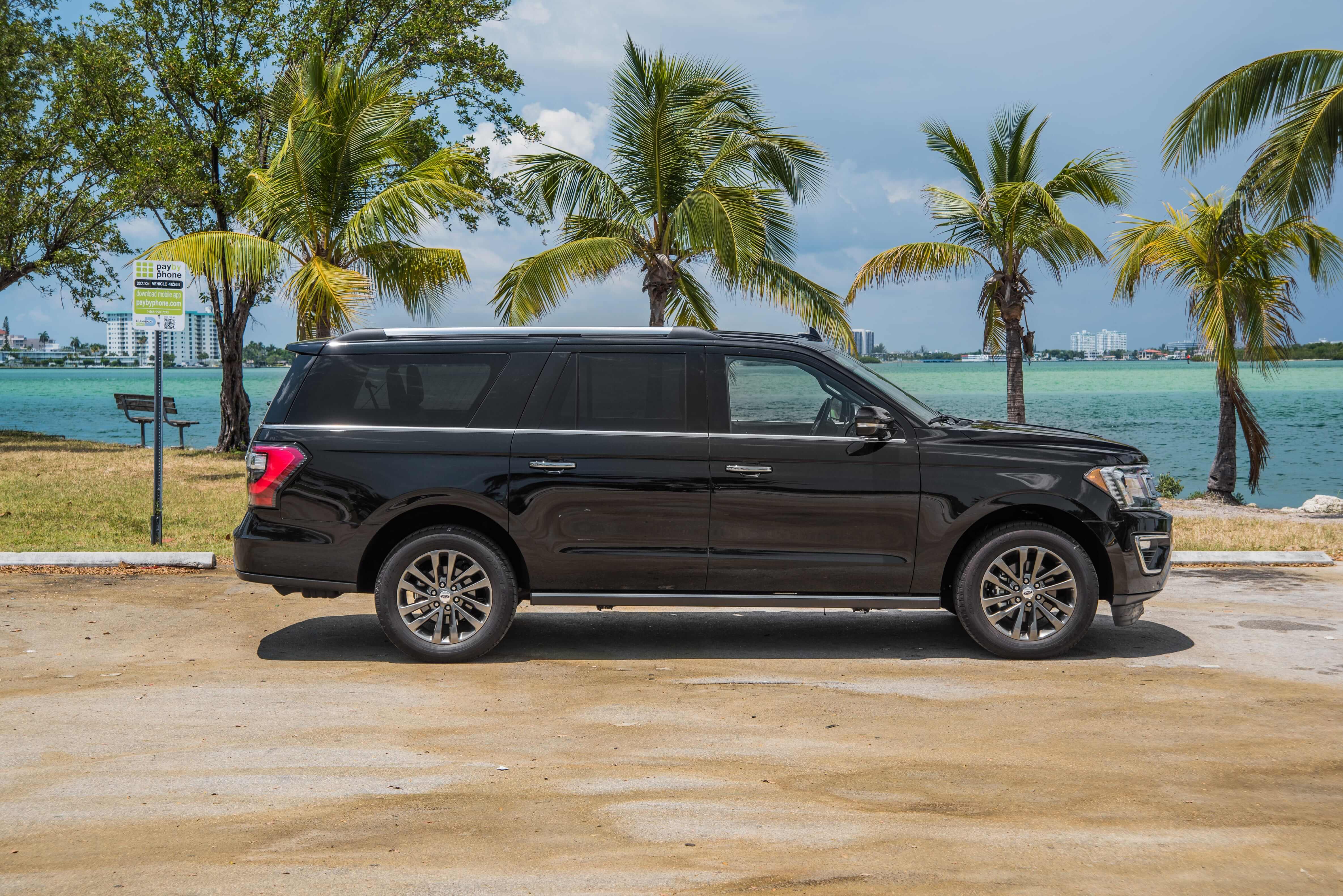 2018_FORD_EXPEDITION_BLACK-BLACK_54