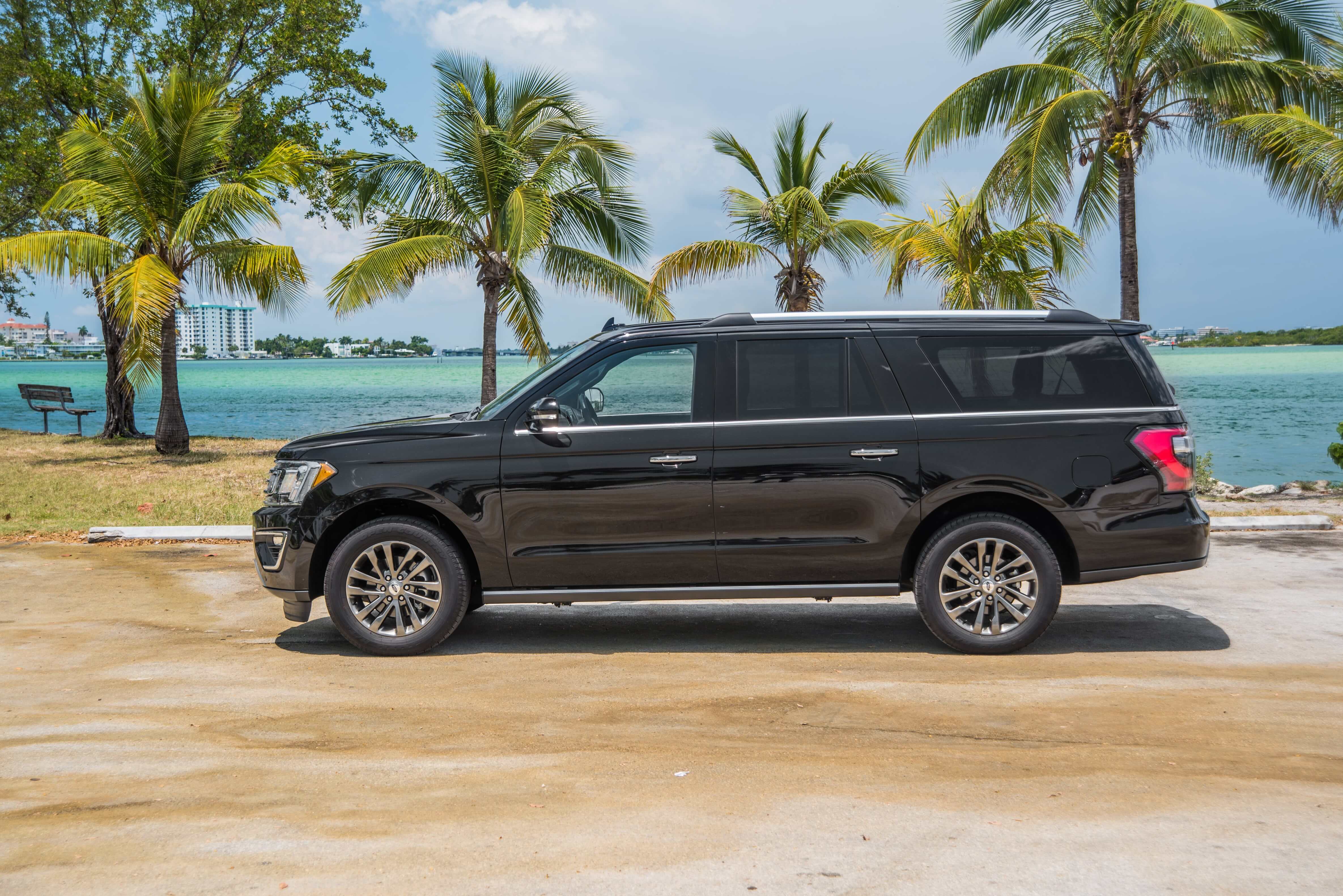 2018_FORD_EXPEDITION_BLACK-BLACK_56