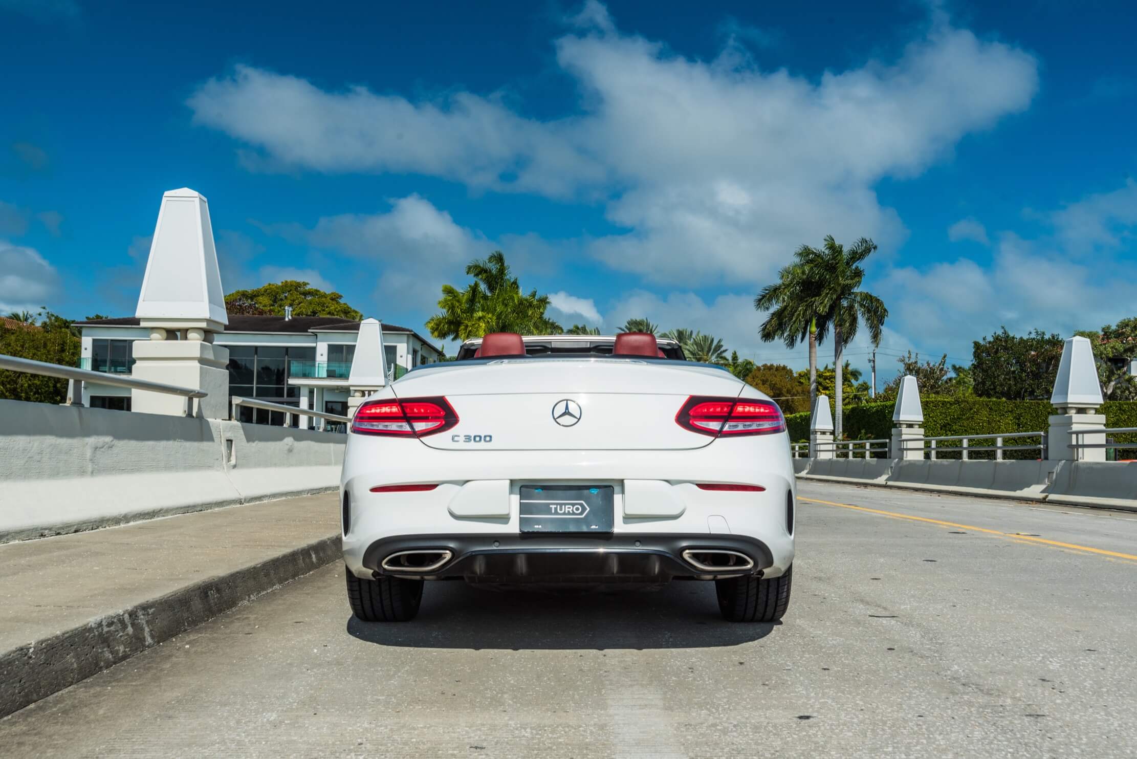 2019_MERCEDES BENZ_C300-CONVERTIBLE_WHITE-RED_59