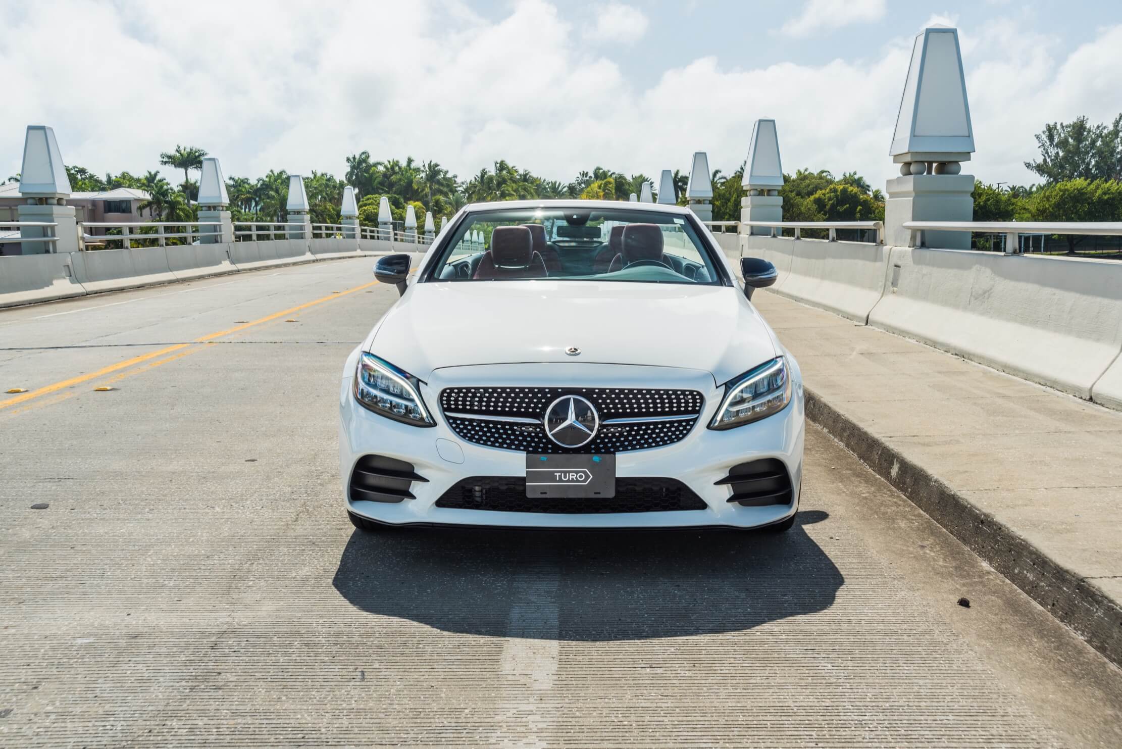 2019_MERCEDES BENZ_C300-CONVERTIBLE_WHITE-RED_61