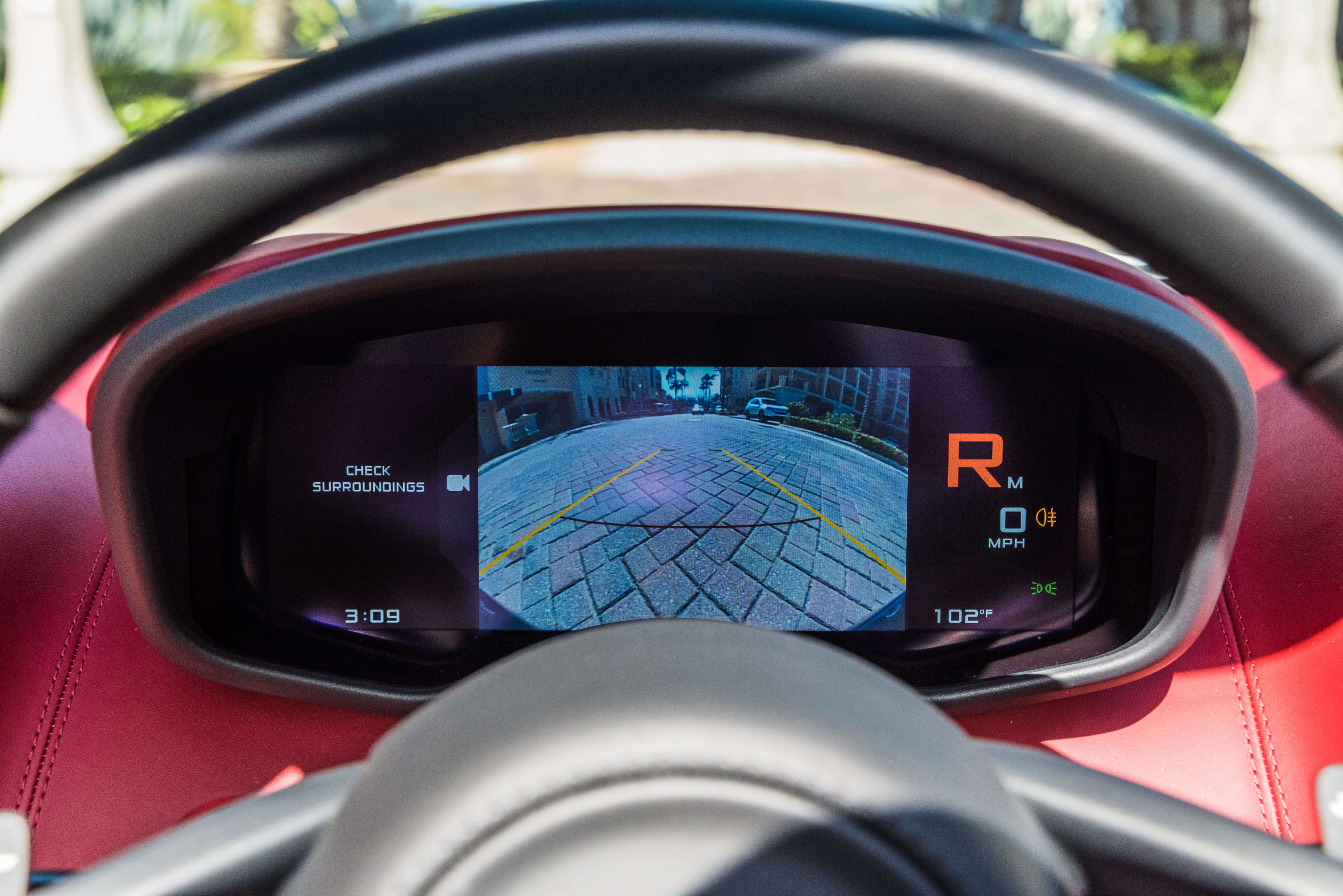 2019_MCLAREN_570S-CONVERTIBLE_WHITE-RED_17