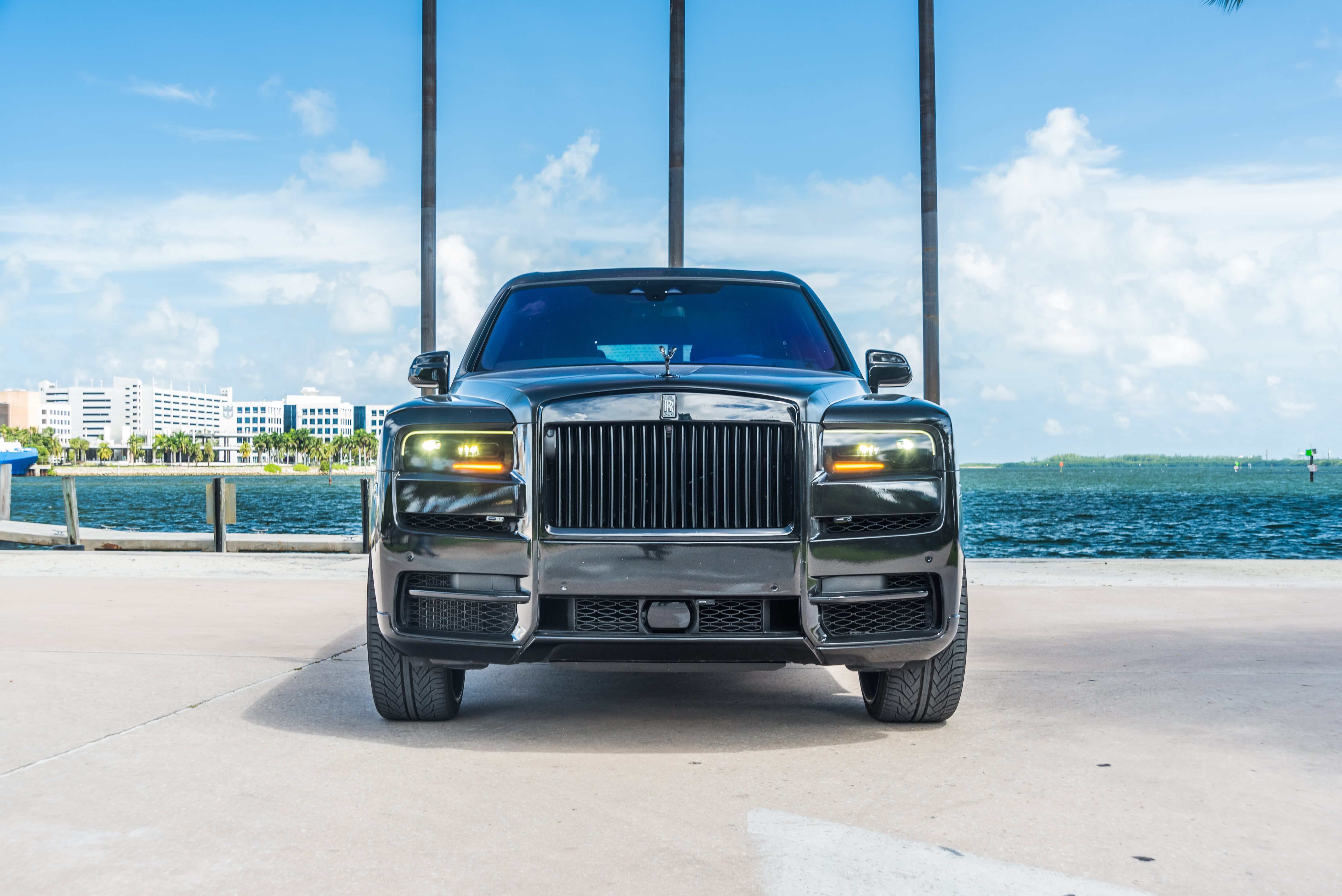 2020_ROLLS-ROYCE_CULLINAN_BLACK-BLUE_069