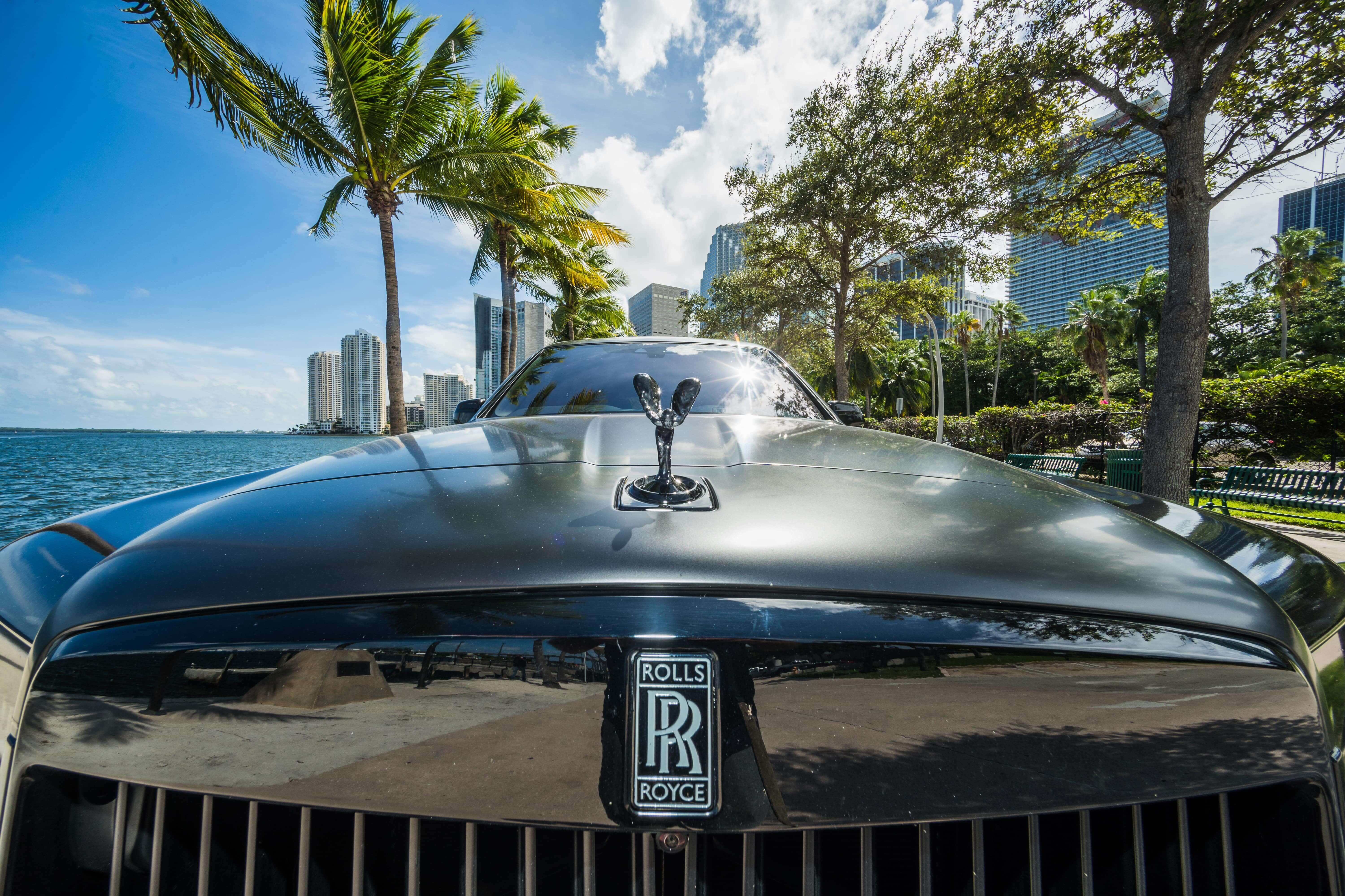 2020_ROLLS-ROYCE_CULLINAN_BLACK-BLUE_107
