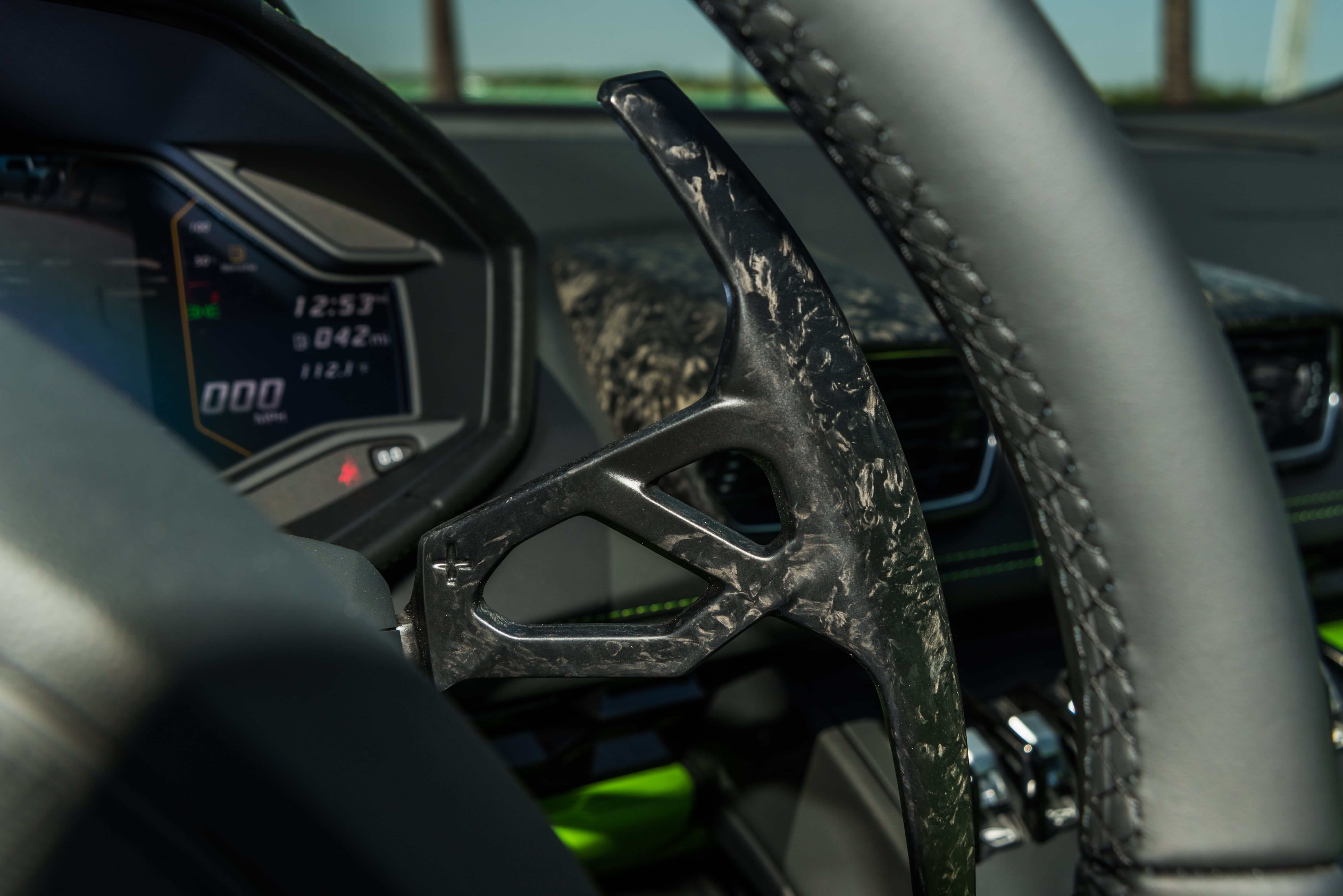 2022_LAMBORGHINI_HURACAN-EVO-CONVERTIBLE_GREEN-GREEN_12