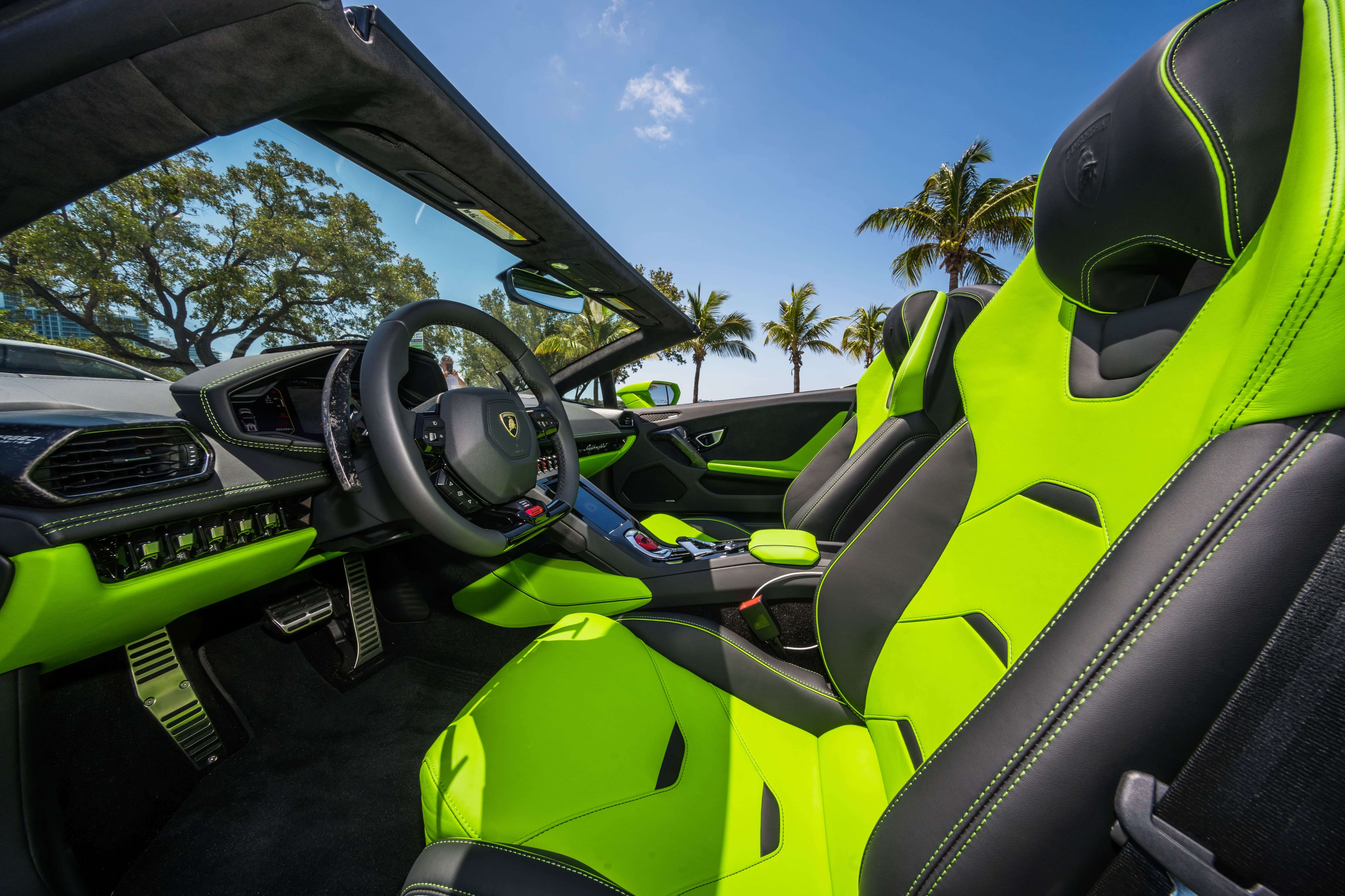 2022_LAMBORGHINI_HURACAN-EVO-CONVERTIBLE_GREEN-GREEN_18