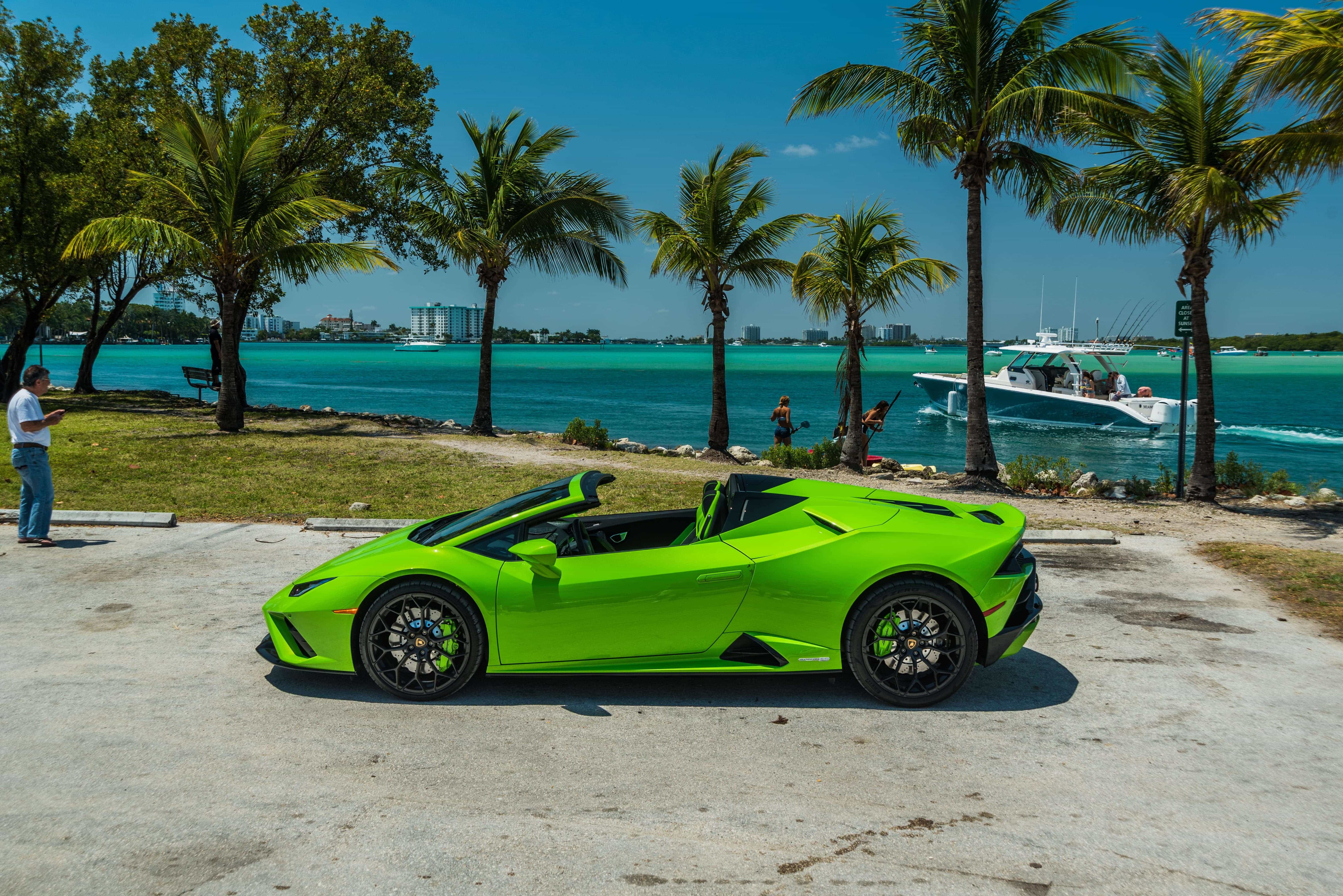 2022_LAMBORGHINI_HURACAN-EVO-CONVERTIBLE_GREEN-GREEN_28